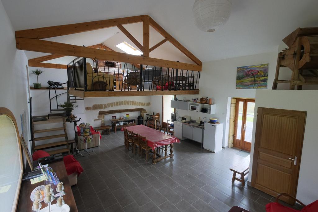 Maison D'Hotes Des 2 Chenes Bessenay エクステリア 写真